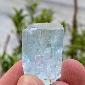 Gorgeous Aquamarine Transparent and Terminated Crystal from Nagar Valley Pakistan. Gemstone, gems , minerals/ 19 Grams