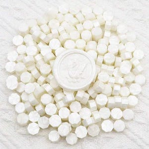 Perles de Cire à Cacheter – Blanc Perle | Cire à Sceau pour Enveloppes, Faire-part, invitations, Cadeaux, emballages, Scrapbooking, DIY
