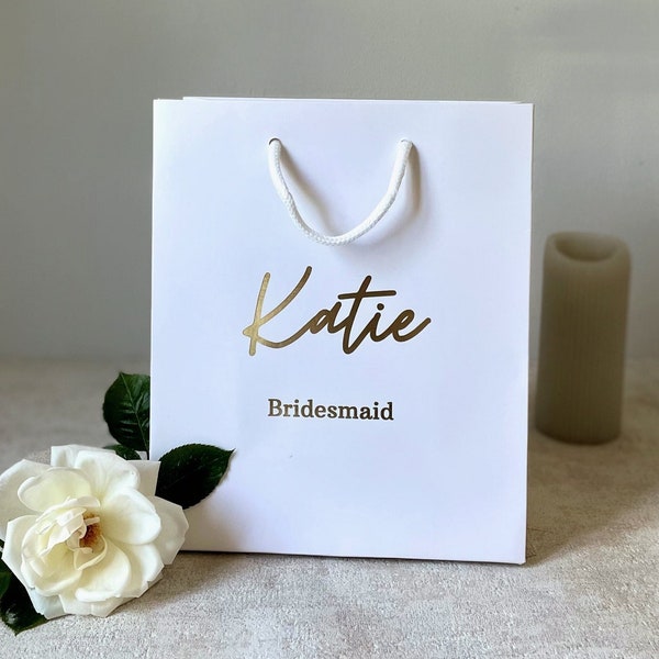 Personalised Bridesmaid Gift Bag - Luxury Personalised Gift Bag for Weddings - Gold Foil - Bridesmaids, Maid of Honour, Flower Girls & more