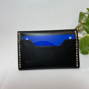 Portacarte NERO IN VERA PELLE REALIZZATO A MANO, adatto per 4-5 carte, alta qualità e stile minimalista, per donne e uomini