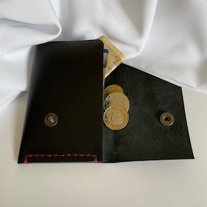 Cartera de piel negra, billetera de piel hecha a mano, tamaño ideal, capacidad para monedas, billetes y tarjetas, cómoda para uso diario, regalo para hombre.