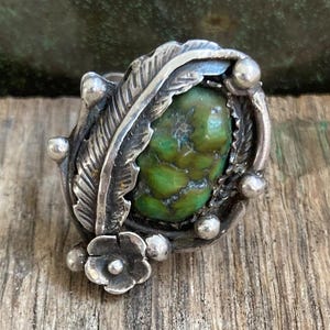Excelente anillo antiguo vintage de plata esterlina 925 con turquesa verde Navajo, talla 7