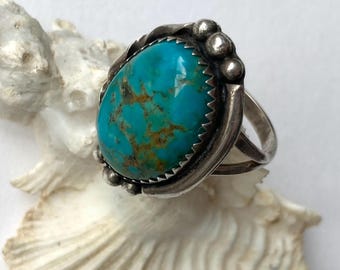 Vintage Native American Navajo Silver Turquoise Ring