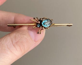 Antique Victorian rolled gold bar brooch pin; small spider or bug, aquamarine paste, signed RC
