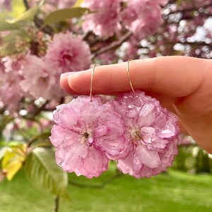 Blüten Ohrringe - selbst gepflückte echte Kirsch-Blüten in Resin - Blumenschmuck- Epoxidharz- handmade- Bohostyle - Blütenschmuck- Hochzeit