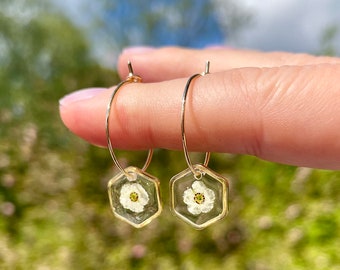 Flower earrings - hoop earrings - real flowers in resin - flower jewelry - epoxy resin flower jewelry - wedding jewelry