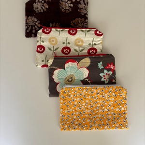 Cute zipper pouch, small bag, small makeup bag, purse essentials, small cosmetic bag, small makeup pouch, purse organizer, cute bag