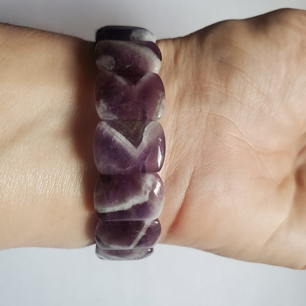 Bracelet en amethyste chevron