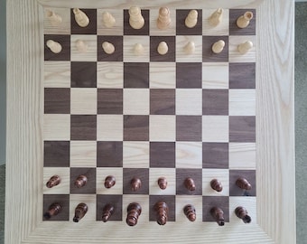 Lightweight Chess Table