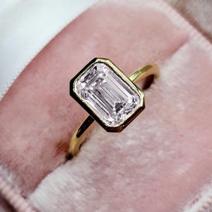 3 CT Emerald Cut Moissanite Engagement Ring 14K Gold Ring Bezel Set Wedding Rings Moissanite Bezel Set Solitaire Ring Promise Ring for Women