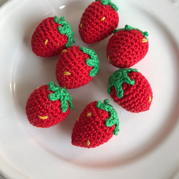Erdbeeren gehäkelt für Kaufladen/Kinderküche, Deko