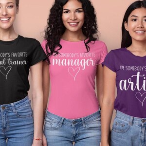 Somebody&#39;s Favorite Manager Unisex Softstyle T-Shirt Owner Boss Supervisor Leader Team Lead Keyholder Tee Shirt Gift