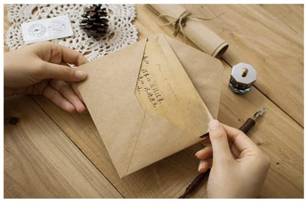 Vintage Writing Paper Sets, 4 Sheets of Antique Looking Paper, 2 Antique Style Envelopes, Aged