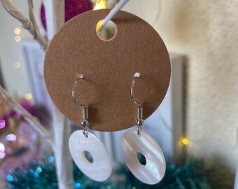White seashell circle drop earrings