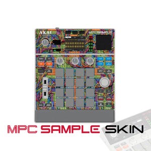 以下が含まれることがあります： 鮮やかなマルチカラーの回路基板パターンが施されたAkai Professional MPC Sample音楽制作コントローラー。中央のディスプレイ画面、16個のグレーの正方形パッド、各種コントロールノブ、ボタンを備えています。