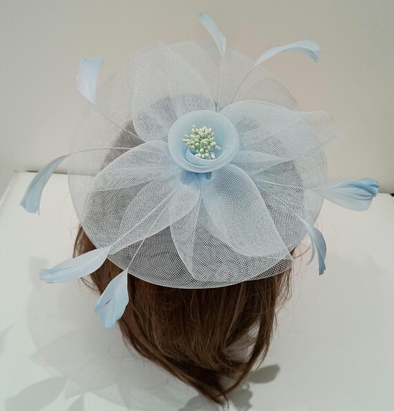 Small baby blue Fascinator Light Blue Fascinator, Derby Fascinator Hat, Light Blue  main image 2