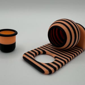 Spood Bed-and-Breakfast Combo Hide/ Ledge/ Bowl for jumping spider enclosures
