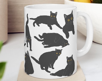Tazza con gatto nero *Occhio arancione VS*: idea regalo per chi ha un gatto - Regalo con gatto nero, tazza con gatto nero (tazze da 11 oz e 15 oz)