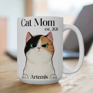 Custom Cat Mom Coffee Mug Personalized Pet Gift for Cat Mom New Mom Gift Mug New Cat Owner Gift Funny Cat Gift Birthday Gift for Moms & Dad