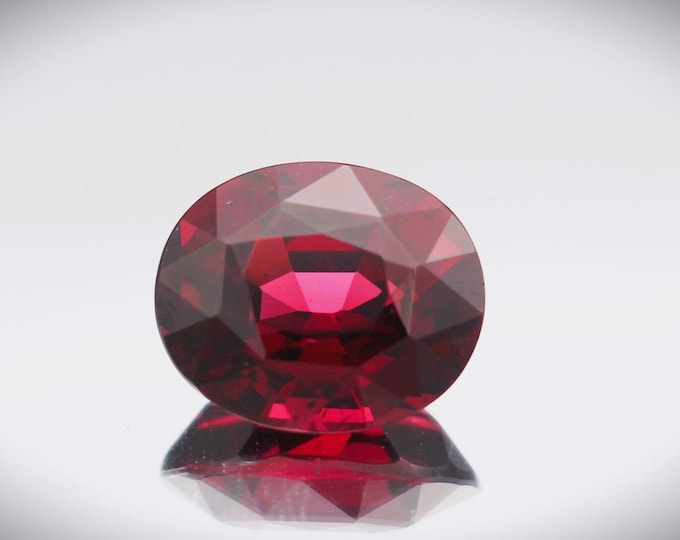 4.15ct. Natural Rhodolite Garnet | 10x8.5 | Genuine rhodolite garnet | Exceptional | Gemstone | Edelstein | jewelry | #1099