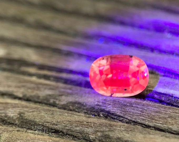 1.58ct Dragon Garnet UV Fluorescence | Gemstone | Collector | Rare Gem Tanzania Ultra Violet | #1192