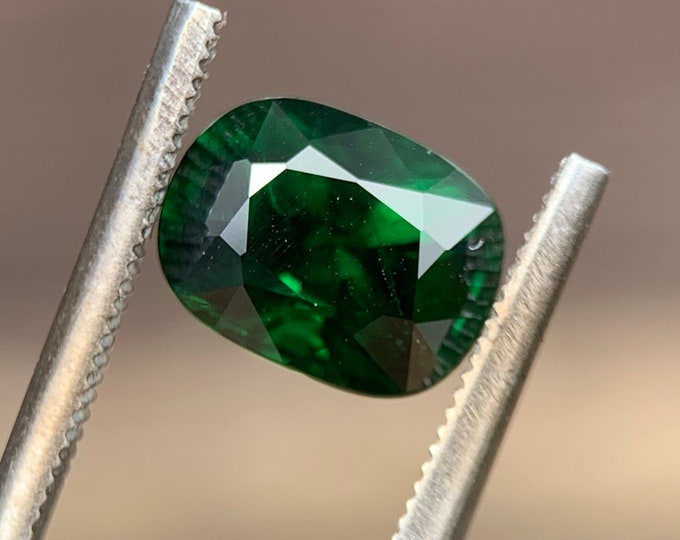 1.71ct. Natural Green Tsavorite Garnet | RARE natural Tsavorite Garnet | Vivid Forest Green | Gemstone | gemstone | jewelry | #1049
