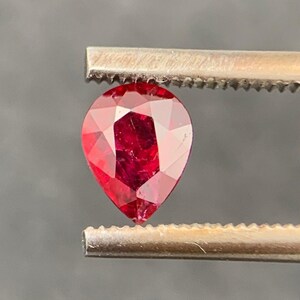 0.39ct. Natural Ruby | Natural Ruby | Tanzania | 5.2x4.0 | Gemstone | Untreated | Gemstone | Jewelry | Gem | Collector Stone #1022