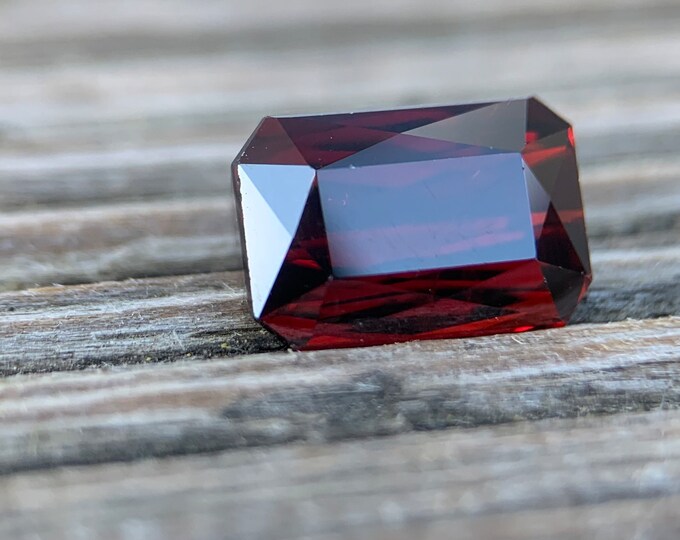 4.05 ct. AA natural Spessartite Garnet | Spessartine Garnet | red-orange | natural gemstone | Nigeria | gemstone | jewelry | gem #1088