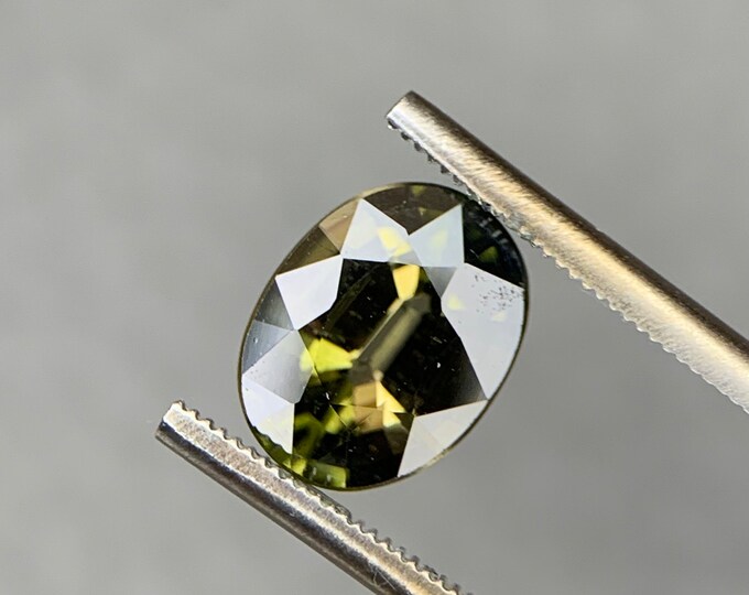 1.53ct. Olive Green Tourmaline | natural tourmaline | 8.3x6.4 | VS | Nigeria | Verdelite | gemstone | gemstone | unheat | gemstone #937