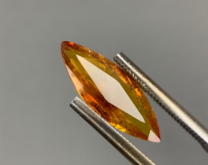 2.14ct. natural yellow sapphire | natural sapphire | 14.2x5.5 | gemstone | Heated (BE) | SI2 | Gemstone | Africa | jewelry | gem #975