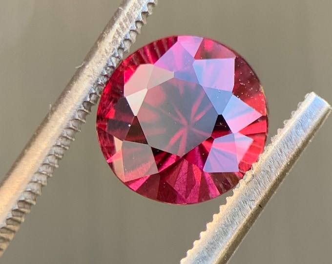 1.49ct. natural rhodolite garnet | Madagascar | Genuine natural rhodolite garnet | Exceptional | Gemstone | jewelry | Gemstone #1073