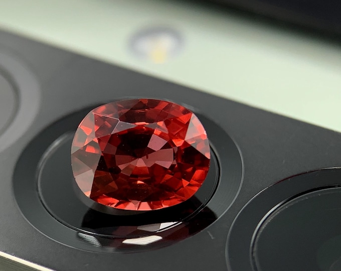 1.70 ct. natural Malaya Garnet | Tanzania | natural Malaya Garnet | 8x6.3 VVS oval | gemstone | gemstone | jewelry | Gem | Jewelry #1460