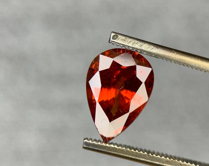 2.16 ct. Spessartite Garnet | 9.3x6.6 mm pear cut | Spessartine Garnet | Namibia | natural gemstone | gemstone | jewelry stone #1089