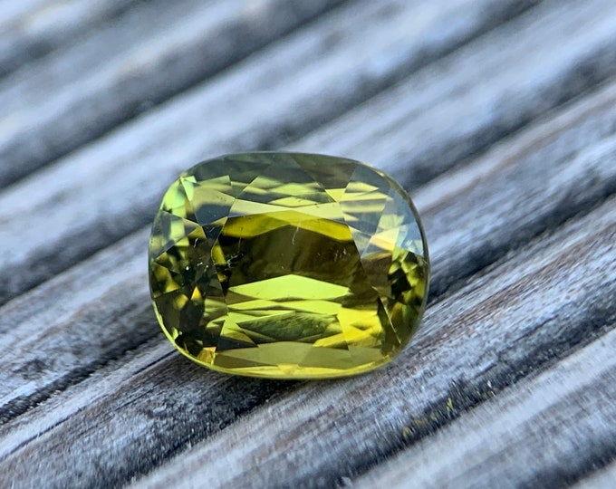 2.60ct. Green yellow tourmaline verdelite | Mozambique | green tourmaline | gemstone | faceted | gemstone | natural | unheat | jewelry #938