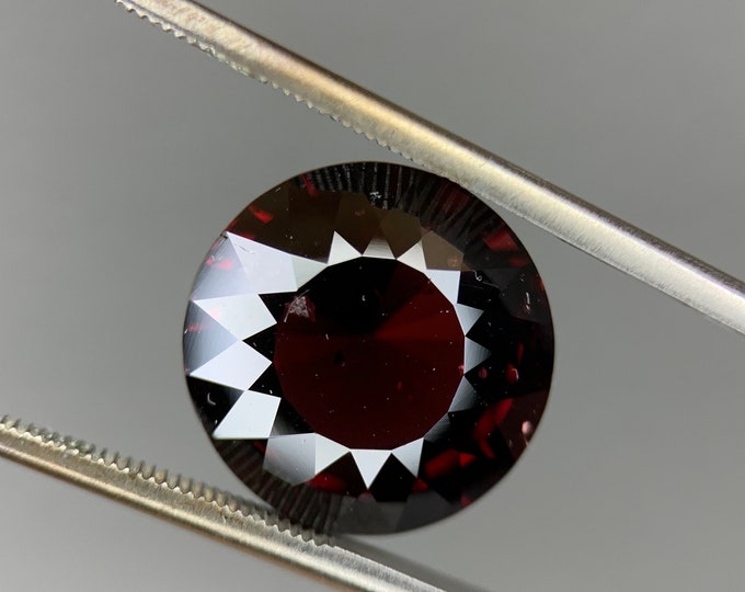 11.15ct. Natural Rhodolite Garnet | Rhodolith Garnet | 12.2x12.0 | Malawi | Gemstone | gemstone | jewelry | natural | gem | Jewelry #1083