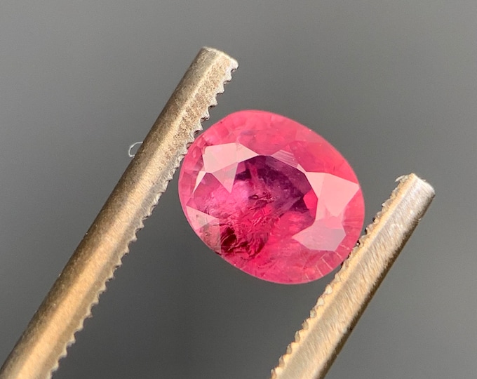 0.73ct. Natural Ruby Pinkish Red | Natural Ruby | Mozambique | Gemstone | gemstone | jewelry | gem | collector stone | heated #1032