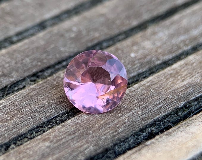 0.48 ct. Natural pink spinel | 5 mm round | natural pink spinel | Sri Lanka | gemstone | gemstone | jewelry | gem | jewelry #1364