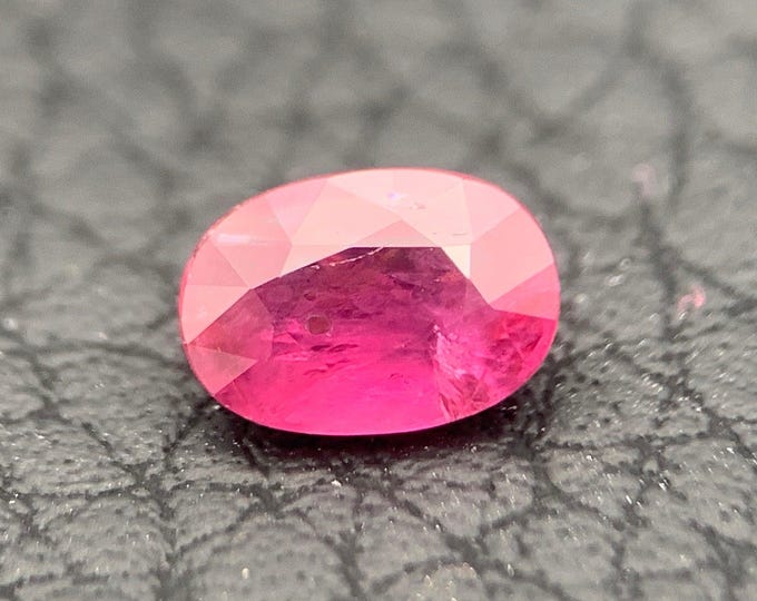 1.21ct. Natural Ruby | natürlicher Rubin | Madagaskar | 7.3x5 | Edelstein | unbehandelt | gemstone | jewelry | gem | Schmuck #1020