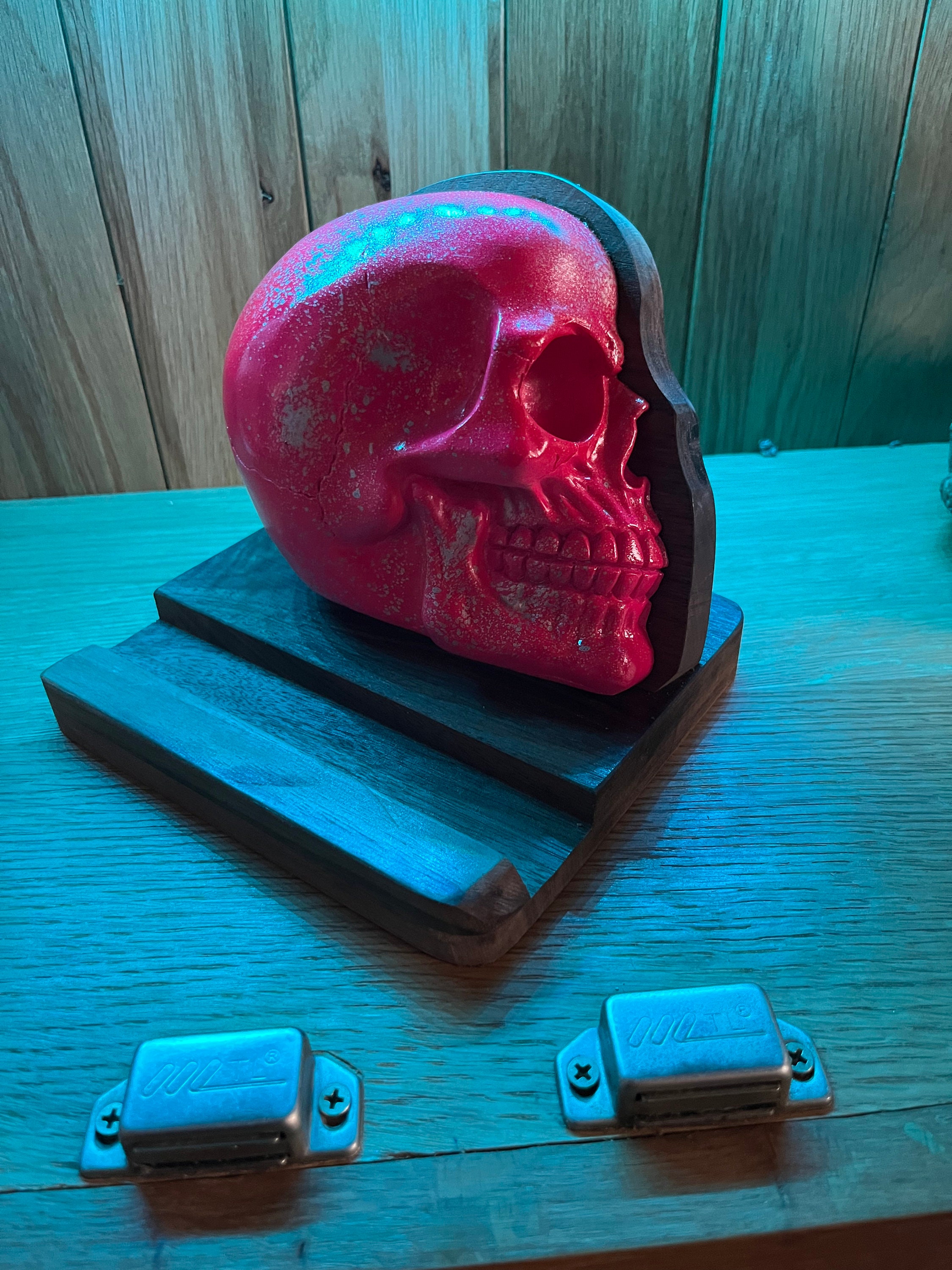 Buy Skull Phone Stand Online In India -  India