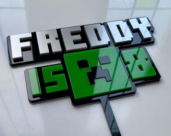 Personalisierte Kinder Geburtstag Cake Topper Gaming Videospiel inspiriert Design aus Laser-Cut 3 mm Acryl.