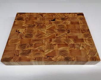 Tagliere in legno di testa in ulivo 36,7 x 27,7 x 4,7 / Legno straordinario / Fatto a mano / Accattivante