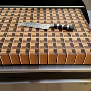 3D-skärbräda med ändträ i chokladkaka / Anpassade storlekar - Inga problem / Robust ändträ i trä / Fantastisk design