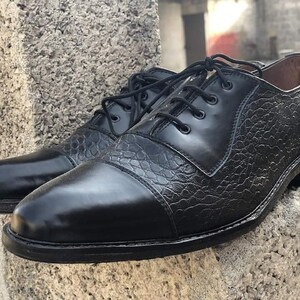 Bespoke Men Handmade Black Colour Pure Leather Cap Toe Alligator Texture Lace Up Oxford Shoes, Office Shoes, Gift for Him, Formal Shoes