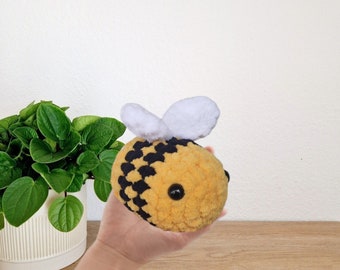 Plushie Mini Bee Friend