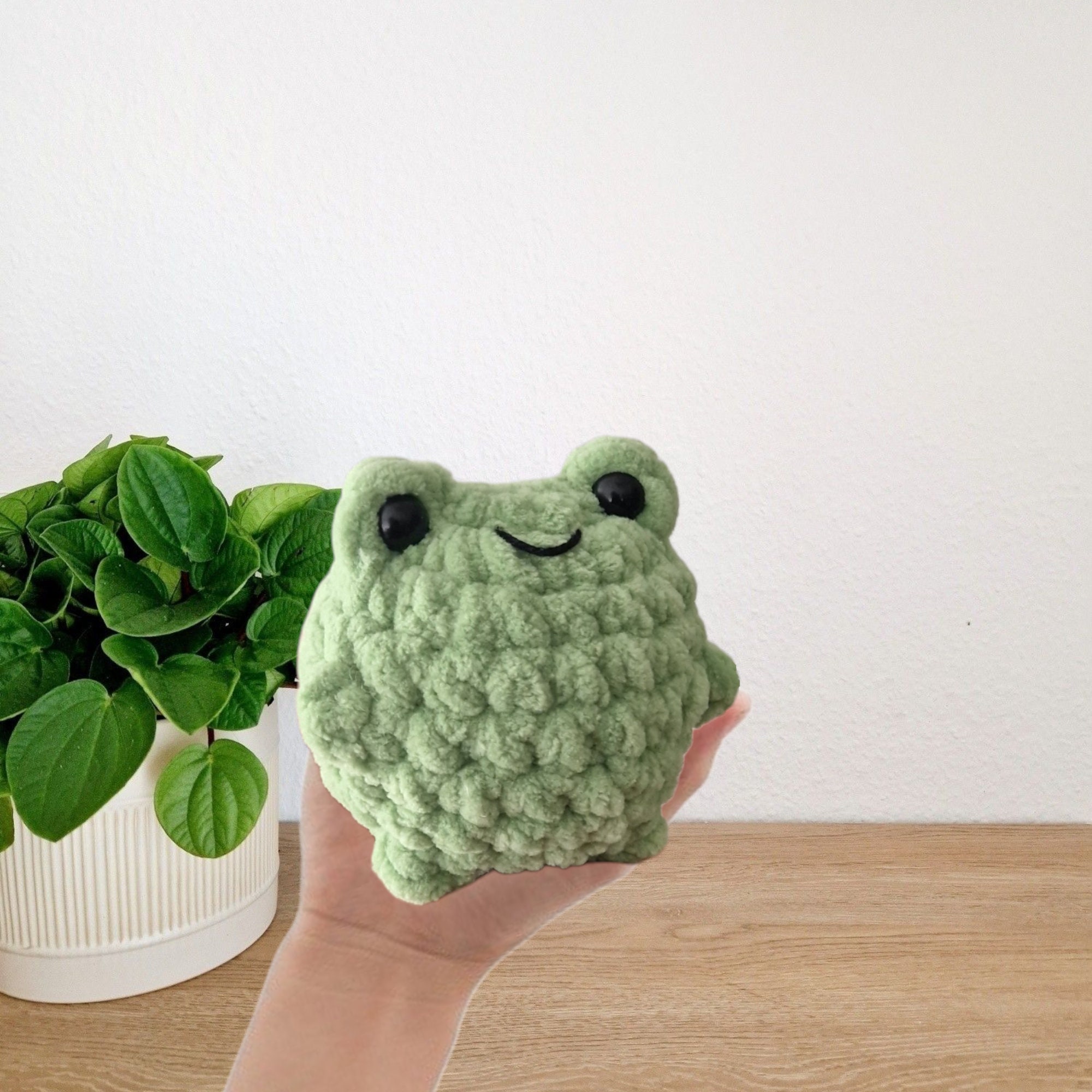 Plump Frog Plushie Giant Soft and Fluffy Crochet Amigurumi cute Frog Plush  frog Lover cuddly Froggy Stuffed Animal sage Green velvet -  Canada
