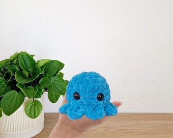 Plushie Mini Octopus Friend