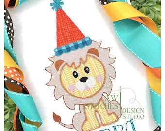 Lion Birthday Party Hat Applique - Zig Zag Stitch Embroidery Design (Digital Download)