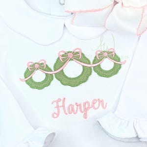Merry Christmas Wreath Embroidery with Bow Zig Zag Applique Design machine embroidery design file