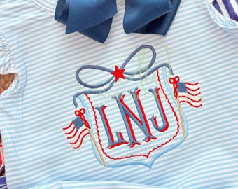 Patriotic Flag Bow Crest Monogram Frame Embroidery Design File