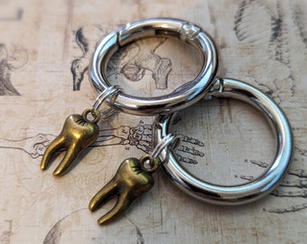 New: bronze teeth boot charms